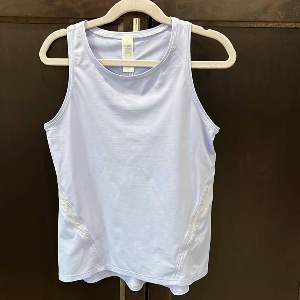 Ivivva size 8. Tank top. EUC.